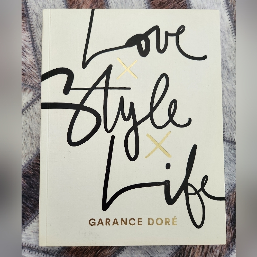 Love Style Life Art Fashion Book